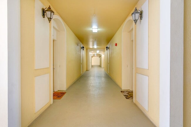 Foto del edificio - Spacious 3bed/2bath Condo in the Stonebrid...
