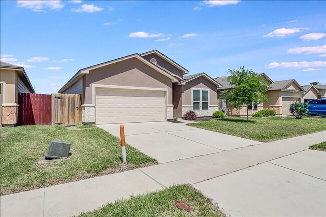 Building Photo - 7610 Quartz Dr