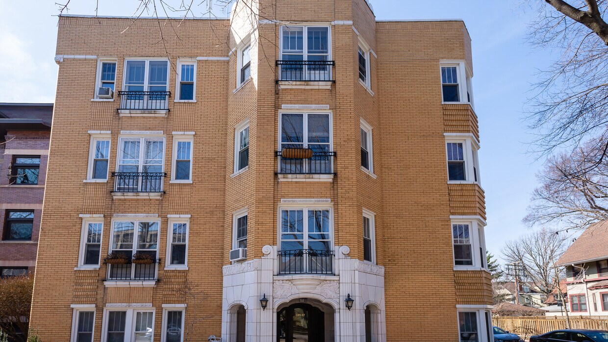 Foto principal - 227 N Grove Ave