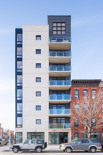 Primary Photo - 548 4th Ave