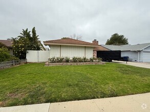 Building Photo - 5759 Cherry Ridge Dr