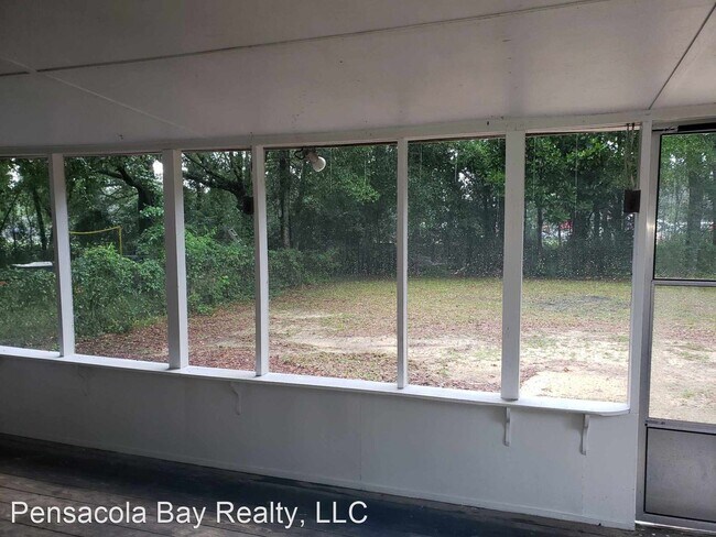 Building Photo - 3 br, 2 bath House - 6504 Julia Dr