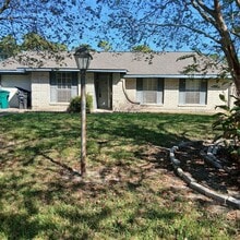 Building Photo - 11223 Spottswood Dr