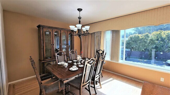 Foto del edificio - 606 Southhill Blvd