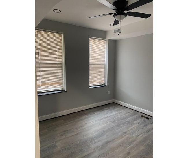 Foto del edificio - 3523 Edmondson Ave