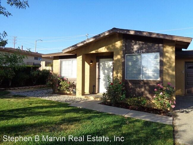 Building Photo - 2 br, 1 bath House - 42029 Thornbush Avenue