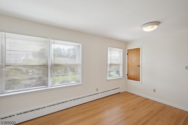 Building Photo - 83 Baldwin Pl