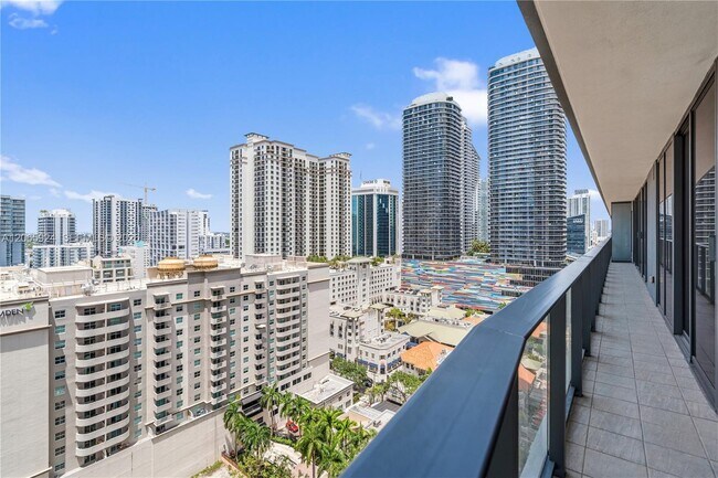 Foto del edificio - 1000 Brickell Plaza