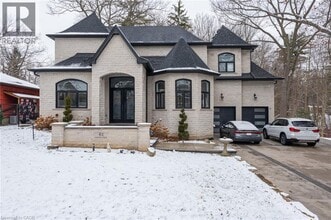 Building Photo - 61 Ravina Crescent