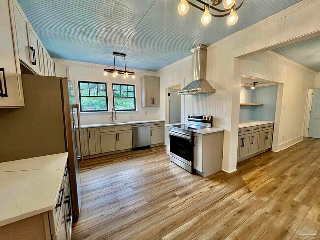 Foto del edificio - 101 Central Ave