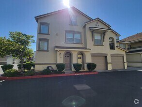 Building Photo - 5554 Tares Cir