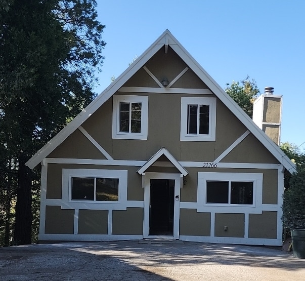 Building Photo - 22266 Crest Ln