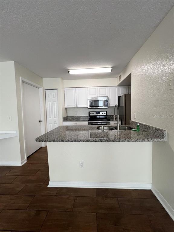Foto del edificio - 2214 Grand Cayman Ct