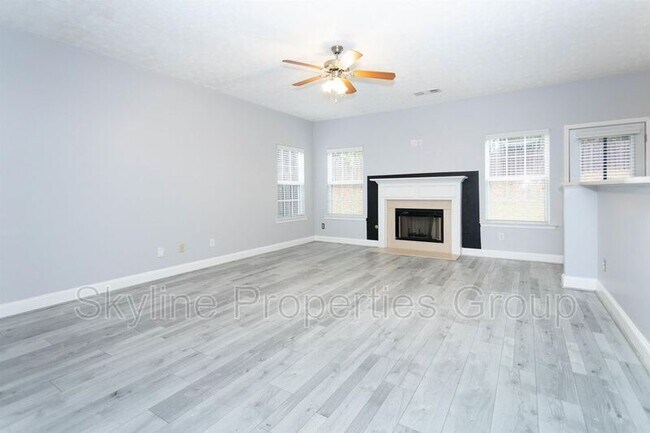 Building Photo - 117 Highgrove Pl