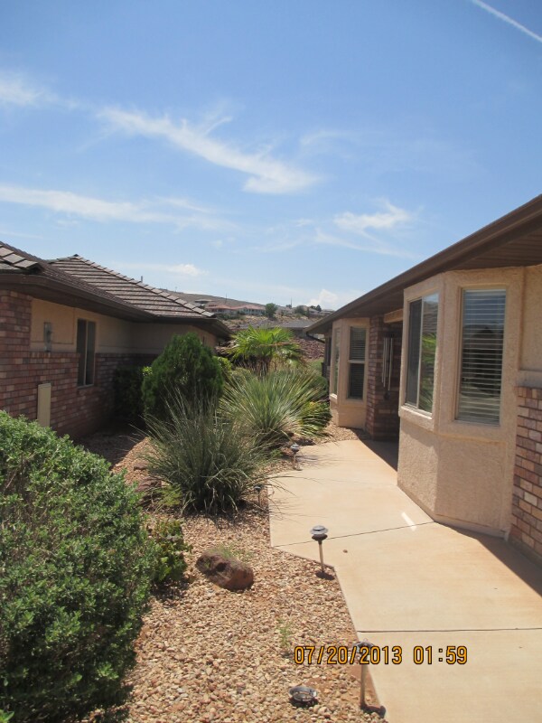 Building Photo - 669 Uxbridge Cir