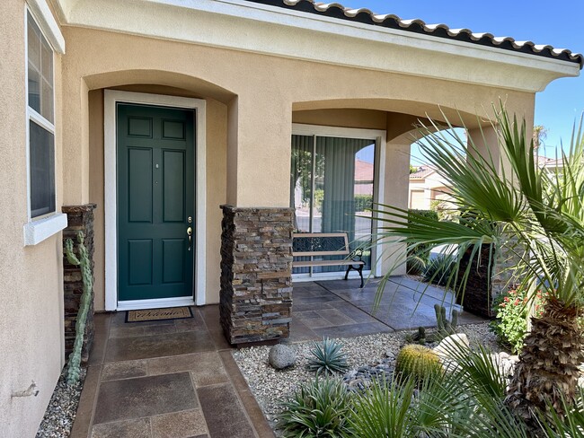 Building Photo - 80553 Hoylake Dr