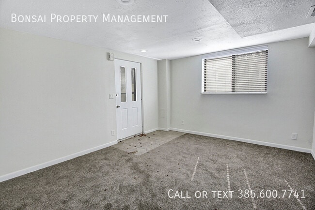 Building Photo - 1430 Denver St