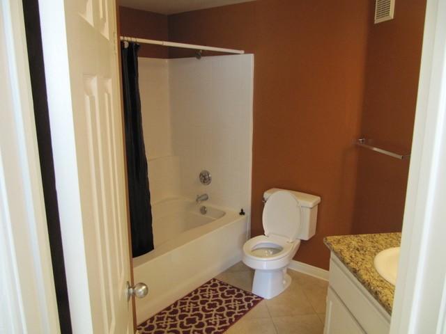 Foto del edificio - 8232 Station Village Ln