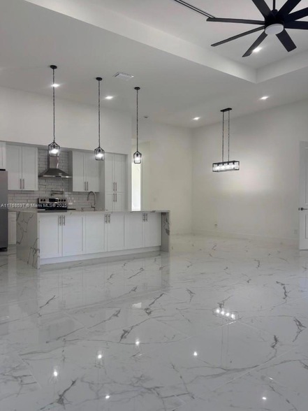 Foto del edificio - 2717 NW 42nd Ave