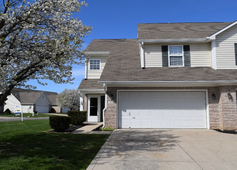 Primary Photo - 1090 Fairlane Ct