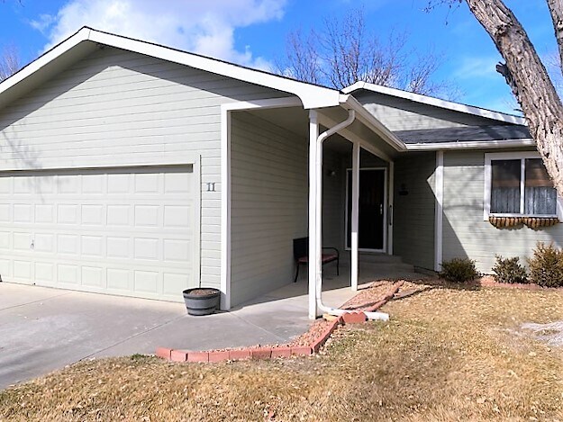 Puerta principal - 11 Rhone Ct