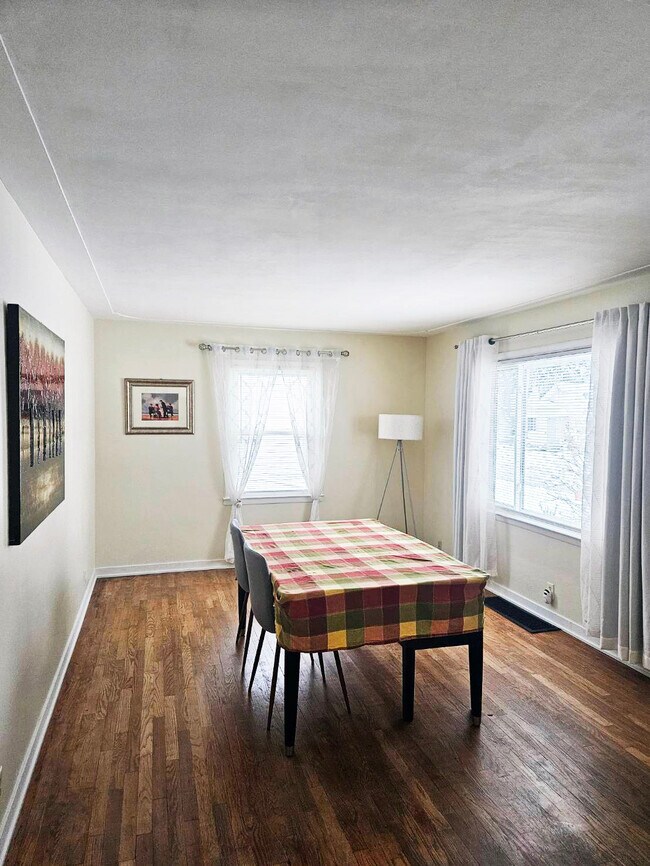 Foto del edificio - 3061 Homewood St SW
