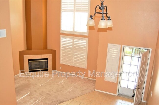 Foto del edificio - 1255 Jamaica Ln