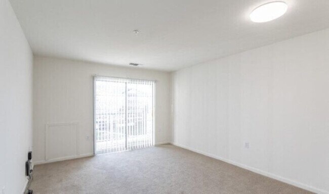 Foto del edificio - River Run Senior Apartments