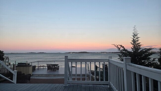 Foto del edificio - 16 Homestead Ave