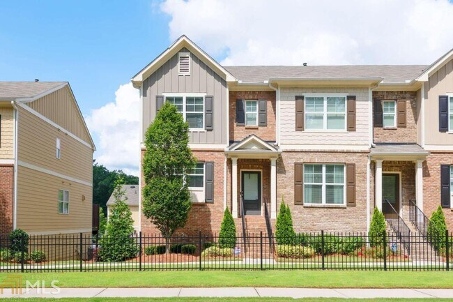 Building Photo - 225 Aventine Ln