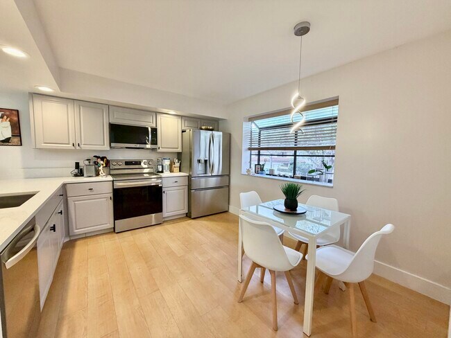 Foto del edificio - 7935 La Mirada Dr