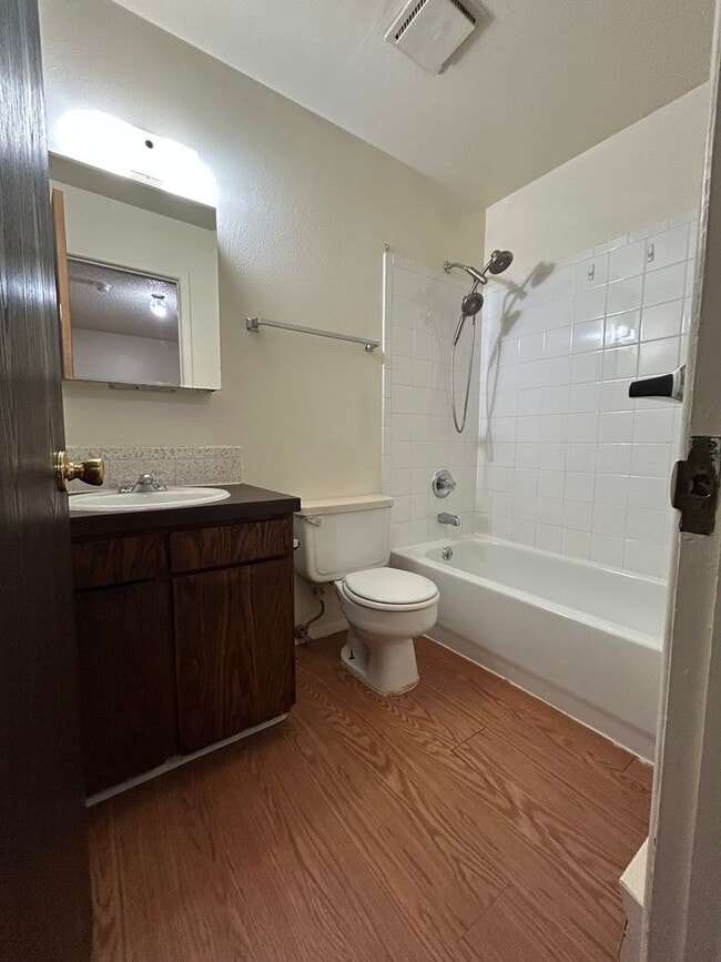 Foto del edificio - 808 Delaware Ave