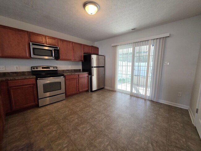 Foto del edificio - Charming Townhome Living in The Burroughs at Carolina Plantations!