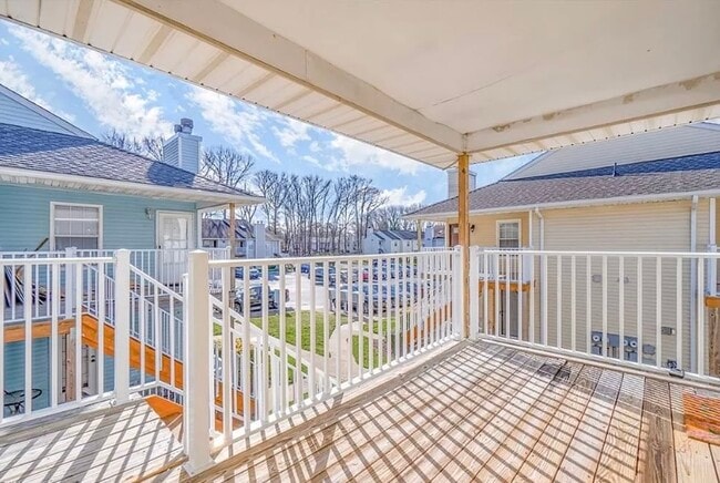Building Photo - 610 Zephyr Ct