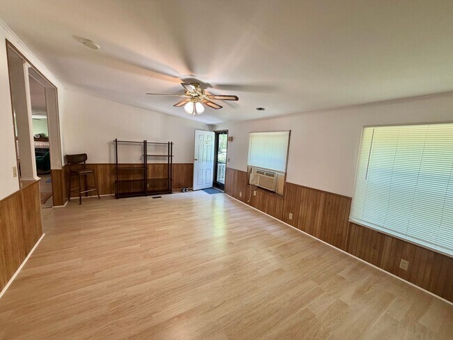 Foto del edificio - 166 Smith Ln