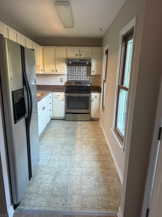 Building Photo - 3830 Beechtree Ct