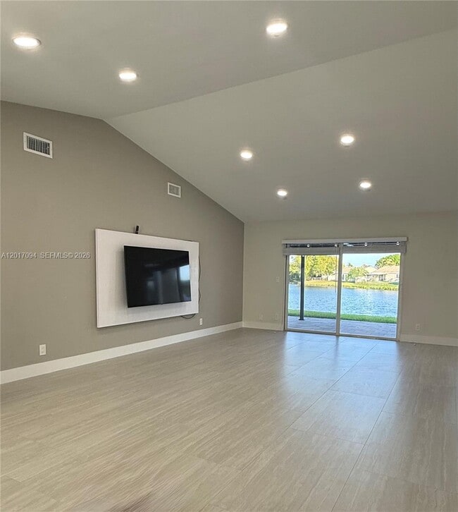 Building Photo - 18818 Cloud Lake Cir