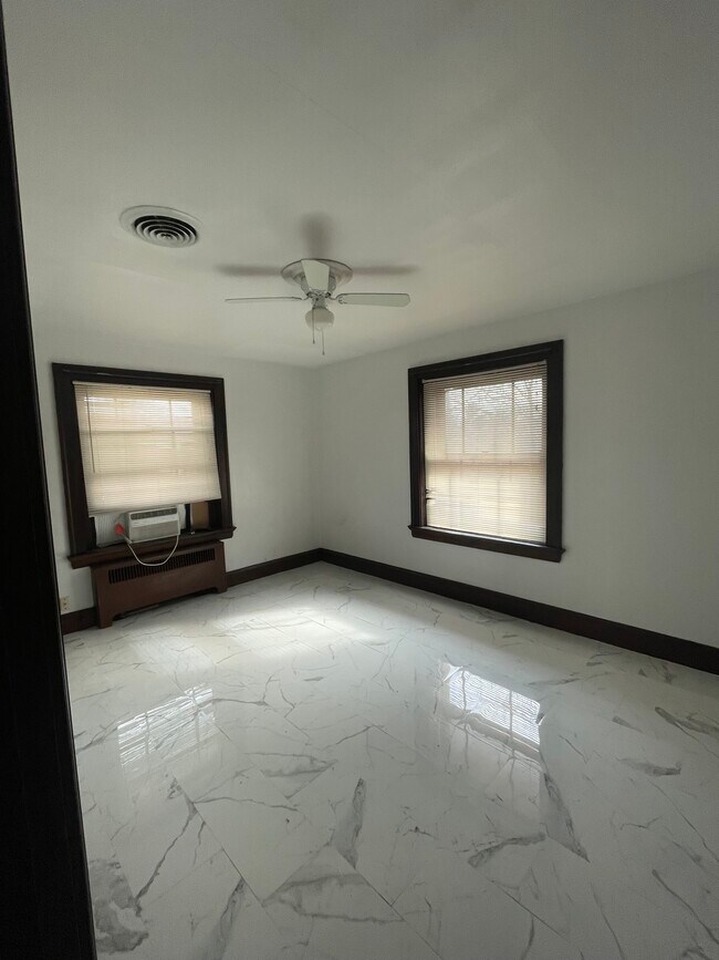 Foto del edificio - 1192 Overlook Ave