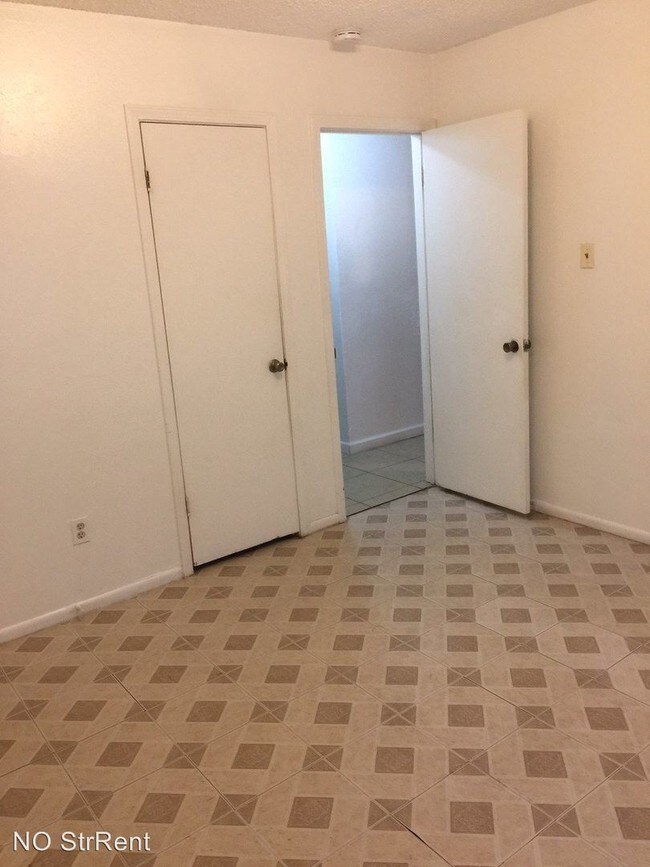 Building Photo - 3 br, 2 bath House - 608 Hooter Rd.