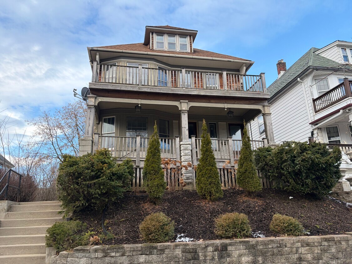 Foto del edificio - 3563 N Maryland Ave