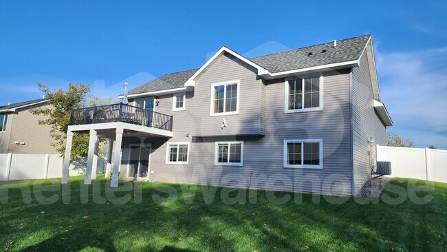 Foto del edificio - 1103 Rich River Way