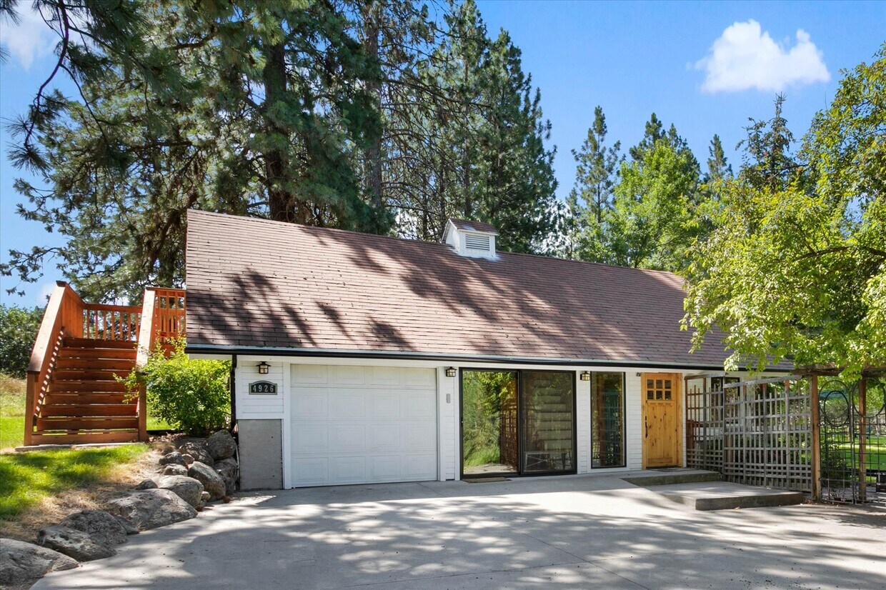 Foto principal - 4926 S Long Ln