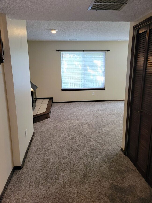 Foto del edificio - 4769 Barnes Rd