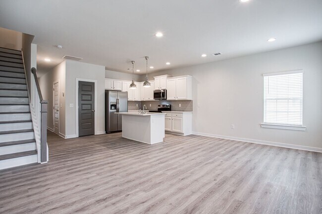 Foto del edificio - 715 W Vincent Dr