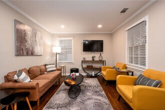 Building Photo - 4858 Carnes Ave