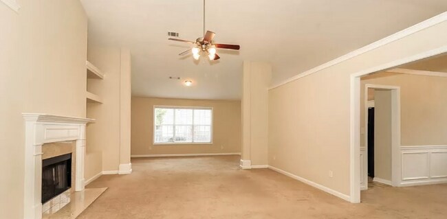 Building Photo - 1678 Sylvia Ct NE