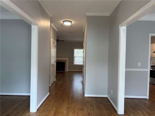 Foto del edificio - 9875 Lauren Hall Ct