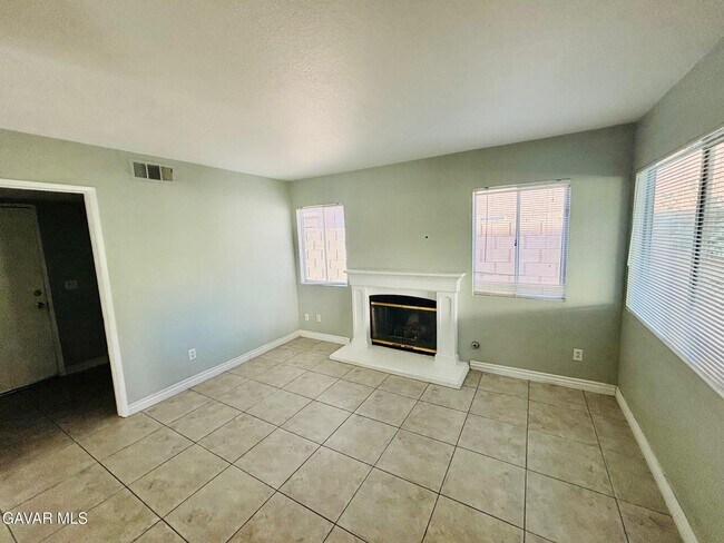 Foto del edificio - 42520 57th St W