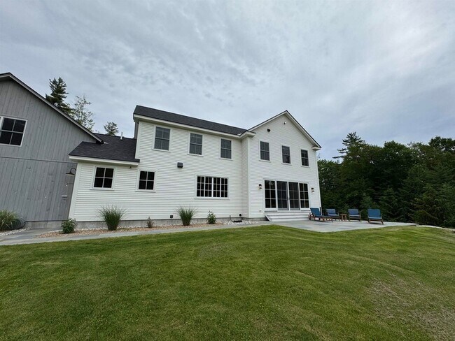 Building Photo - 81 Pine Tree Ln
