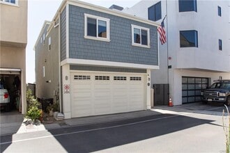 Building Photo - 35 Surfside Ave.